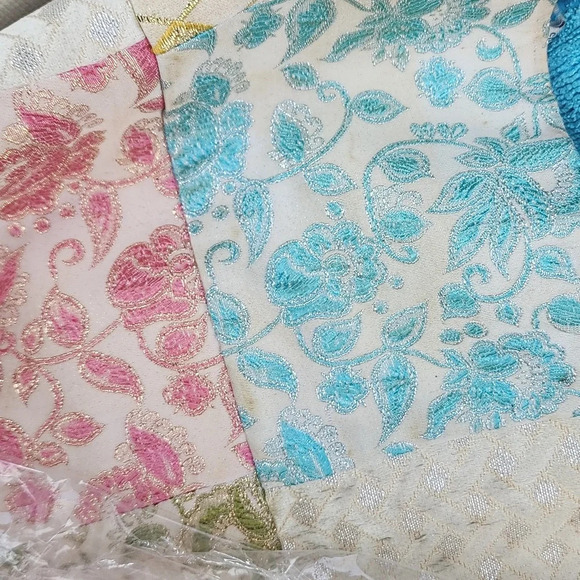 1960s‎ Quilted Lamé debut gown S - Picture 15 of 16